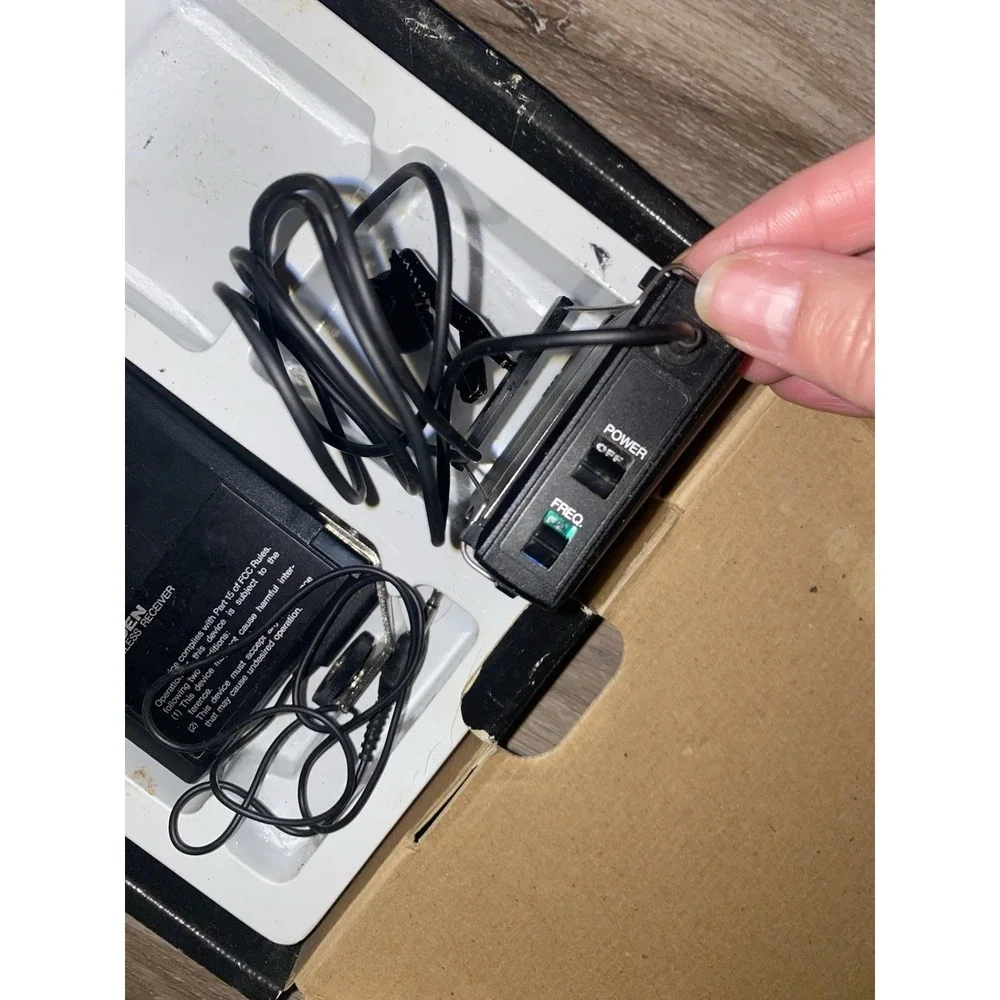 Azden WMS-10 Wireless Microphone System